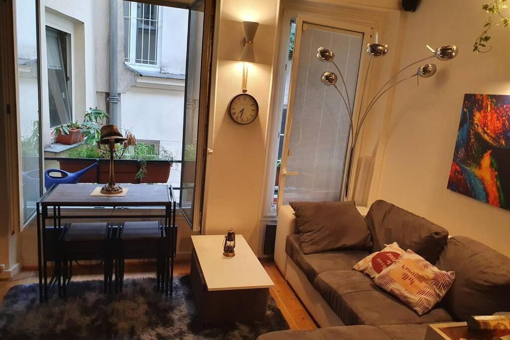 Апартаменты Cozy Apt Heart Of Paris, 3 Mins Louvre Экстерьер фото